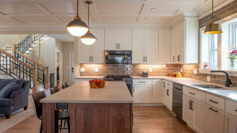 Dated and Worn Kitchen? Hire a Kitchen Remodeler in St Paul MN to Update it