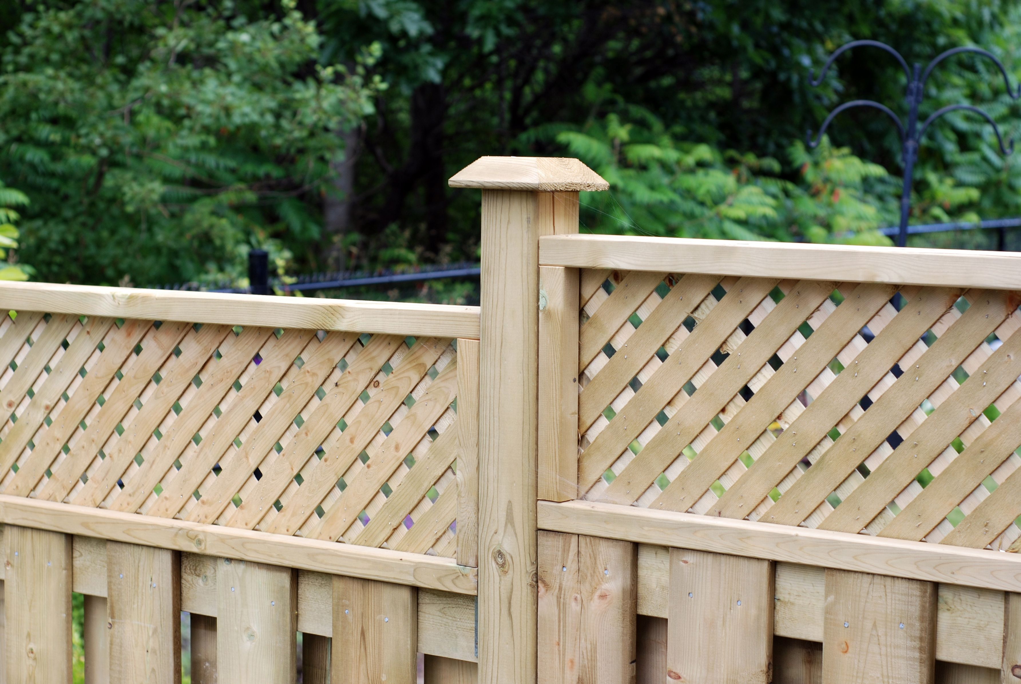 Consider an Iron Fence in Moreno Valley for Your Home