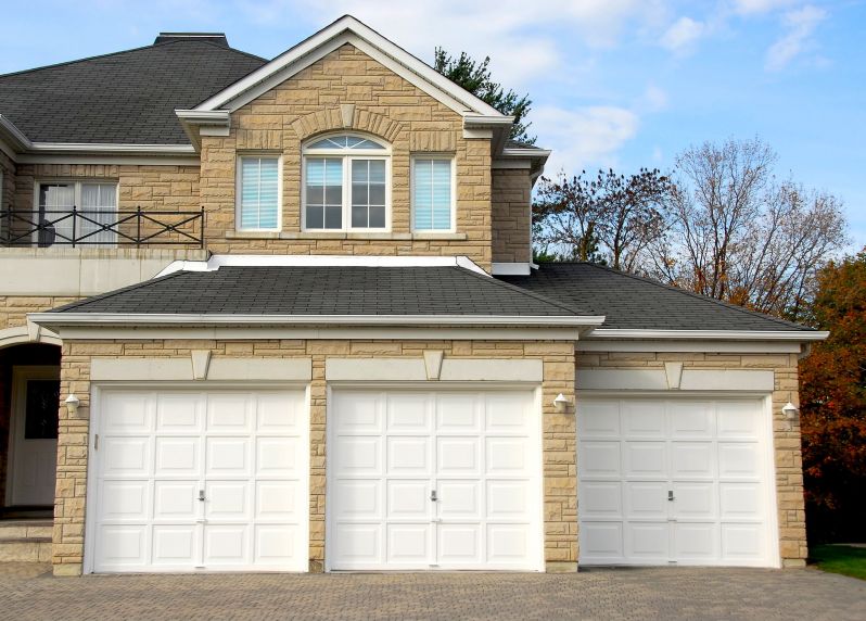 Three Reasons to Replace an Old Garage Door in Newton MA